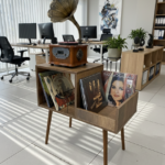 Sera Plak-Pikap ve Gramofon Sehpası BAROK CEVİZ
